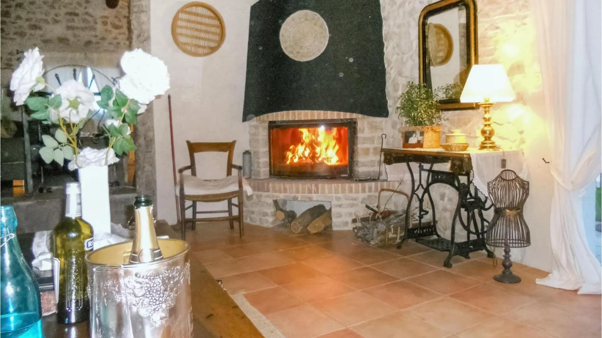 Holiday home Lovely Home In Sauzet With Kitchen
